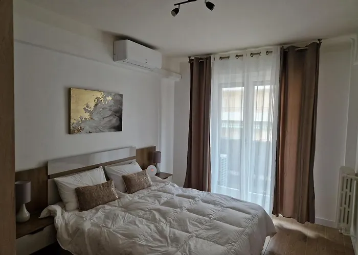 Cozy Center Of Apartament Antibes